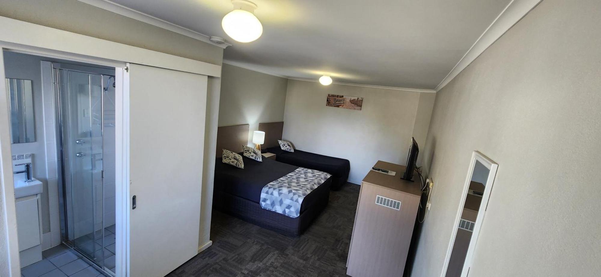 Mandurah Foreshore Motel Экстерьер фото