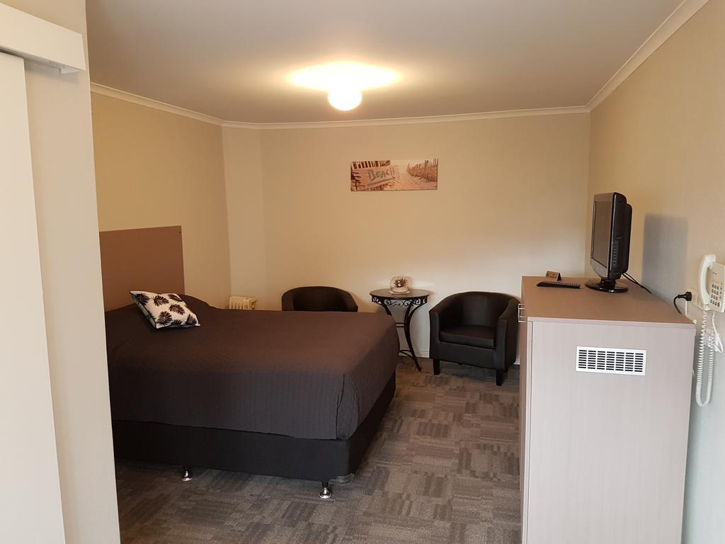 Mandurah Foreshore Motel Экстерьер фото