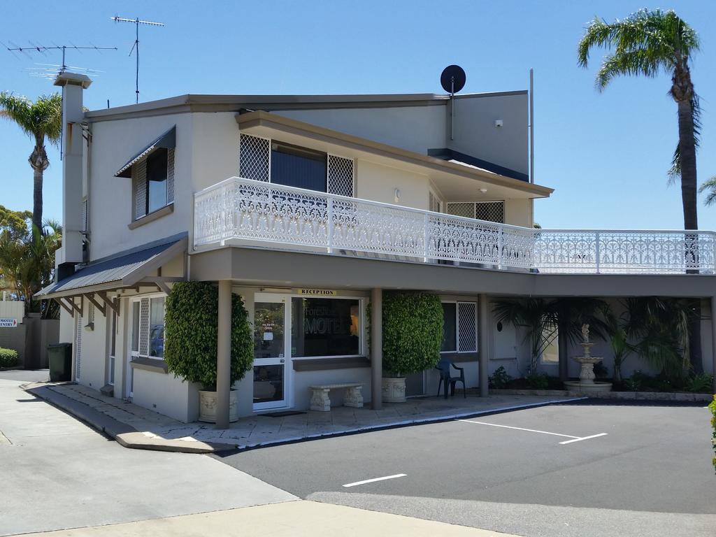 Mandurah Foreshore Motel Экстерьер фото