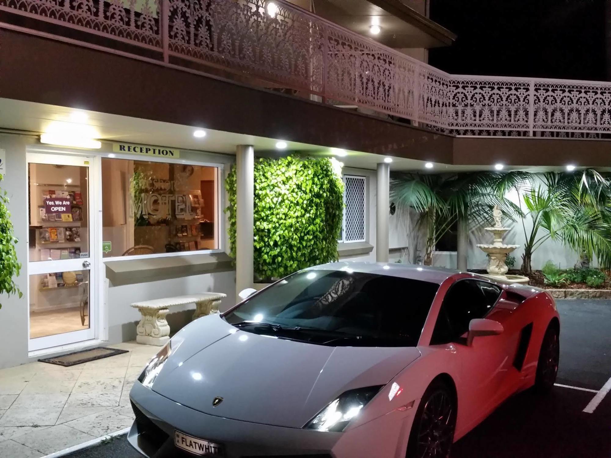 Mandurah Foreshore Motel Экстерьер фото